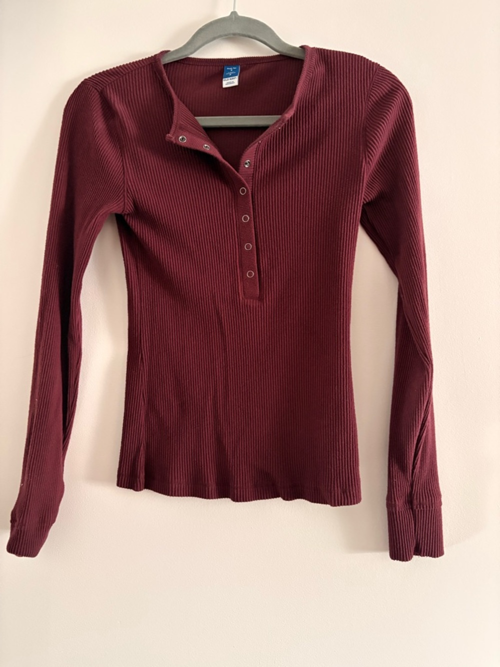 Old Navy Women's Ribbed Snap Henley Long Sleeve Top - Wine
